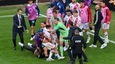 Клубтық әлем чемпионатындағы матч жанжалмен аяқталды (ВИДЕО)