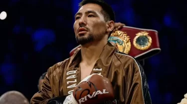 Жәнібек Әлімханұлы АҚШ-тағы кезекті жекпе-жегіне аттанып кетті (ВИДЕО)