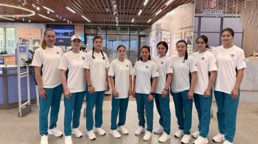 Бокстан Өзбекстан құрамасы Астанаға аттанды (ВИДЕО)