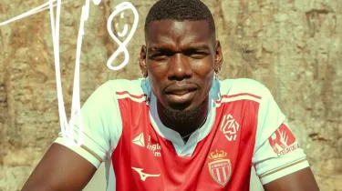 Екі жылдан кейін алаңға оралған Погба көз жасын тыя алмады (ВИДЕО)