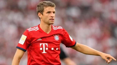 Томас Мюллер ашуға булықты: Футболда еркелікке орын жоқ!