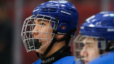 Қазақстандық вундеркинд NHL-дің үш дүркін чемпионы қатарына қосылады