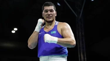 Айбек Оралбай қарсыласын нокдаунға жіберіп, ширек финалға жолдама алды (ВИДЕО)