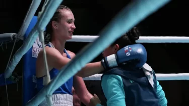 World Boxing Кубогында Қазақстан мен Түркия арасындағы жекпе-жек төрешілер шешімімен аяқталды (ВИДЕО)