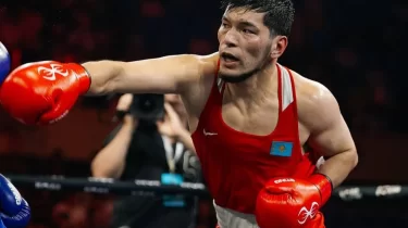 Нұрбек Оралбай жекпе-жексіз финалға шықты