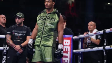 "Жаңа Джошуа" кәсіби рингтегі алғашқы жекпе-жегінде қарсыласын нокаутқа түсірді (ВИДЕО)