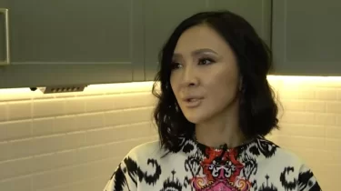 "Үлкейген сайын ақылы кірмей жатыр": Меруерт Түсіпбаеваның мәлімдемесі желіде дау тудырды