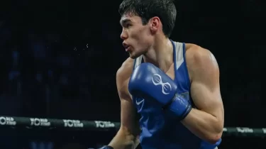 Сабыржан Ақхалыков Астанадағы финалда болгариялықты тас-талқан етіп, алтын медаль жеңіп алды (ВИДЕО)