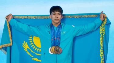 "Алты рекорд!": 17 жастағы қазақ атлеті әлемді қалай таңғалдырды?