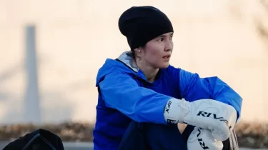 "Ливерпульде ең мықты бабымда боламын" — Назым Қызайбай жанкүйерлерге үн қатты