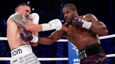 Усик пен Дюбуа қайта жекпе-жек өткізеді: "шапқа тиген соққының" жалғасы бола ма?