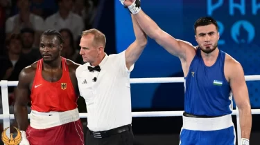 Олимпиада финалы үшін Джалоловтан жеңілген боксшы кәсіпқой рингте дебют жасайды (ВИДЕО)