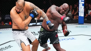 UFC-дегі басты жекпе-жек 38 секундта нокаутпен аяқталды (ВИДЕО)