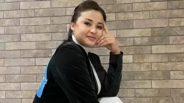 Мөлдір Мұқанова отбасылық жағдайы жайлы: "Тұрсынбекке қатысты сұрақты өзіне қойыңыздар" (ВИДЕО)
