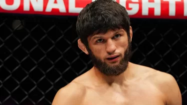 Махачкалада MMA чемпионына қастандық жасалды (ВИДЕО)