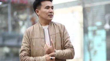 “Көшемізді бүлдірді, мазамыз қашты”. Асхат Тарғын шағымын айтты (ВИДЕО)