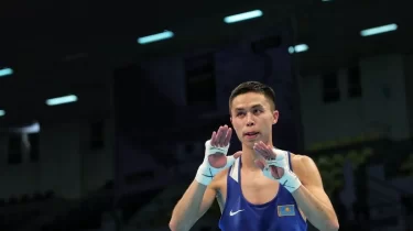 Сәкен Бибосынов кәсіби бокстағы дебютін ауыр нокаутпен бастады (ВИДЕО)