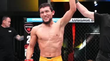 Әліби Ыдырыс UFC келісімшарты үшін таласта финалға жолдама алды (ВИДЕО)