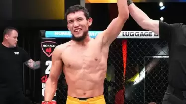 Әліби Ыдырыс UFC келісімшарты үшін таласта финалға жолдама алды (ВИДЕО)
