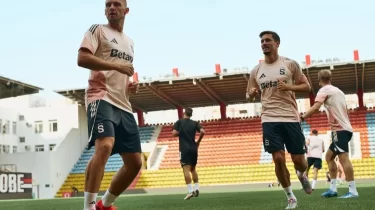 "Спарта" футболшылары Ақтөбедегі алаңды көріп шошыды – чехиялық басылым шу көтерді (ФОТО)