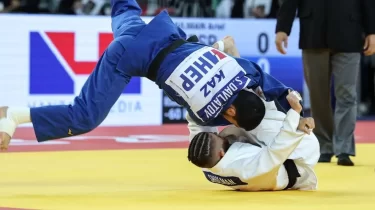 Франция Қазақстаннан алтын жүлдені тартып алды