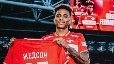 Бақтиер Зайнутдинов командаласымен бір чемпионатта ойнайды