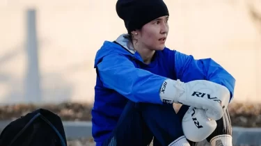 "Мен бүгін өліп қала жаздадым!" — Назым Қызайбай бас бапкерге қатысты "шындықты" айтты (ВИДЕО)