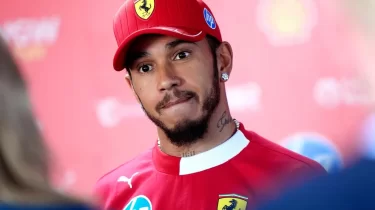 Формула-1 әлемін дүр сілкіндірген Хэмилтонның сұхбаты