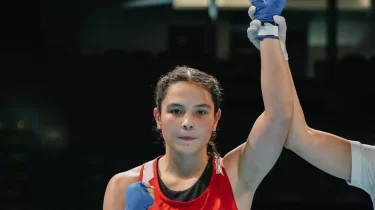 Қазақ боксшысы оңтүстіккореялық қарсыласын есеңгіретті (ВИДЕО)