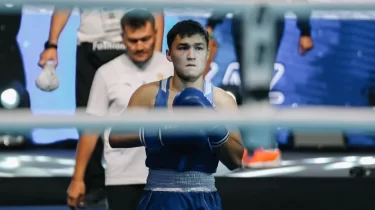 Әділет Төртүбек өзбек боксшысын жеңіп, Азия финалына шықты (ВИДЕО)