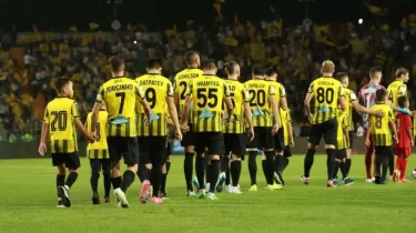 "Қайратқа" төрешілерді сатып алды деген кінә тағылды