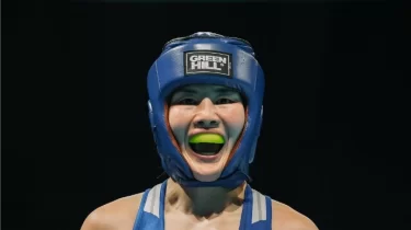 Қазақстан алғашқы "алтыннан" қағылды (ФОТО)