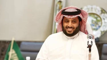 Промоутер Турки әл аш-Шейх Тайсон Фьюри мен Энтони Джошуа жекпе-жегін ұйымдастыруға кірісті