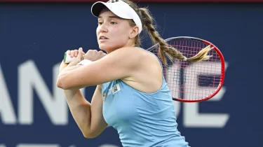 Елена Рыбакина "Үлкен дулыға" турнирлерінің бес дүркін чемпионын тоқтатты