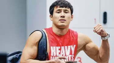 Сені сындырамын​​​​​​​! Ирандық файтер Еркебұлан Тоқтарға қатаң ескерту жасады (ВИДЕО)