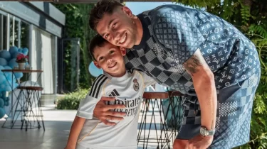 "Реал" жұлдызы ұлымен ойнап жүріп жарақат ала жаздады (ВИДЕО)