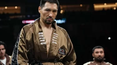 Жәнібек Әлімханұлы WBC чемпионын әжуалады (ВИДЕО)