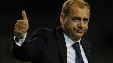 Владимир Вайсс Қазақстан құрамасын жаттықтыра ма?