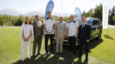 Тарихи сенсациядан кейін «Қайрат» бапкері күтпеген сыйлыққа ие болды!