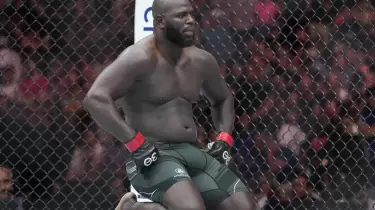 UFC-ден шыққан файтер лас бокста нокаутпен чемпион атанды (ВИДЕО)