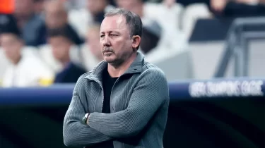 "Бешікташ" Зайнутдинов кеткеннен кейін жаңа бапкерін таныстырды