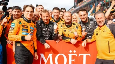 F1: Оскар Пиастри Нидерланд Гран-приінде жеңіске жетті!