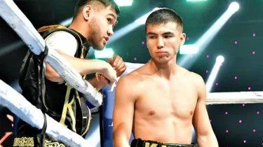 Қанат Сәңгіл «фантомды» нокаутпен жеңіске жетті (ВИДЕО)