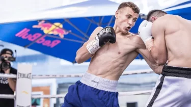 «Жас Головкин» атанған қазақстандық жекпе-жегін күтпеген нәтижемен аяқтады