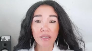 Мұстафа Өзтүріктің қызы әкесі жайлы естеліктерін бөлісті (ВИДЕО)