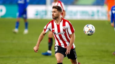 «Атлетик Бильбао» ойыншысы 10 айға футболдан шеттетілді