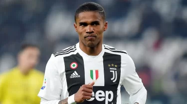 Бразилия футболының жұлдызы қамауға алынды