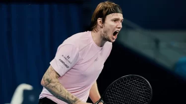 Александр Бублик Қытайдағы турнирдің финалына шықты