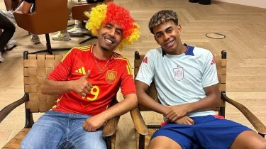 "Бұл – ең үлкен әділетсіздік": Ламин Ямальдың әкесі "Алтын доп" нәтижесіне наразылық білдірді