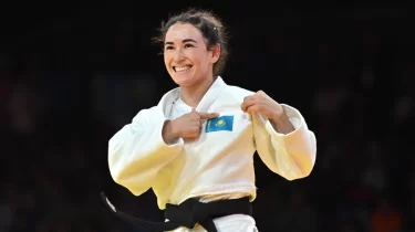 Аида Әбікеева, Әбиба Әбужақынова және тағы басқалар арнайы стипендия алады